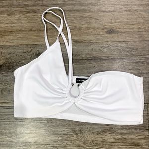 Casual White Strappy Crop Top